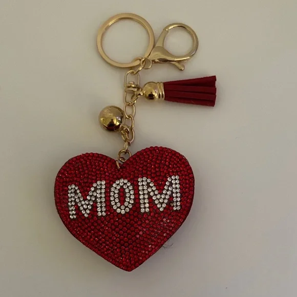 ☀️Red Heart 'MOM' Keychain with Gold Accents - Picture 1 of 2